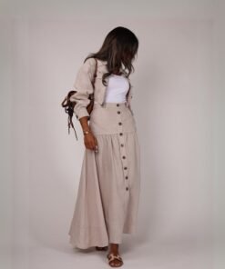 Alternative view of Linen set
