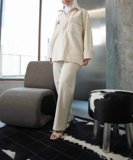 Beige jeans set - Image 4